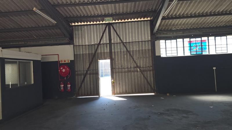 To Let commercial Property for Rent in Parow East Western Cape